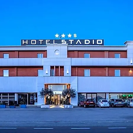 ホテル Stadio